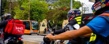 Mais de 32 milhões de brasileiros atuam como autônomos informais ou sem carteira e buscam oportunidades